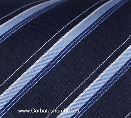 CORBATA AZUL MARINO CON RAYAS AZULES DE DISTINTOS GROSORES 