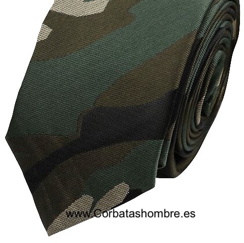 CORBATA CAZADOR DE CAMUFLAGE ESTRECHA 