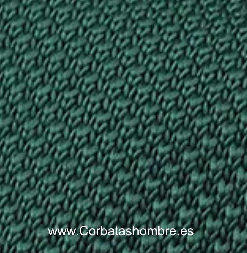 CORBATA DE PUNTO EN VERDE INGLÉS CON PUNTA TRIANGULAR 