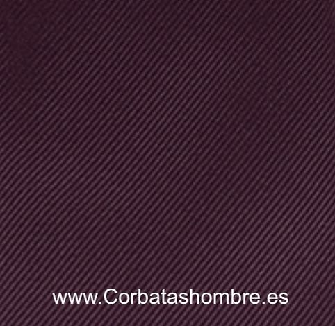 CORBATA GRANATE DE TEJIDO JACQUARD AL BIÉS ELEGANTÍSIMA 