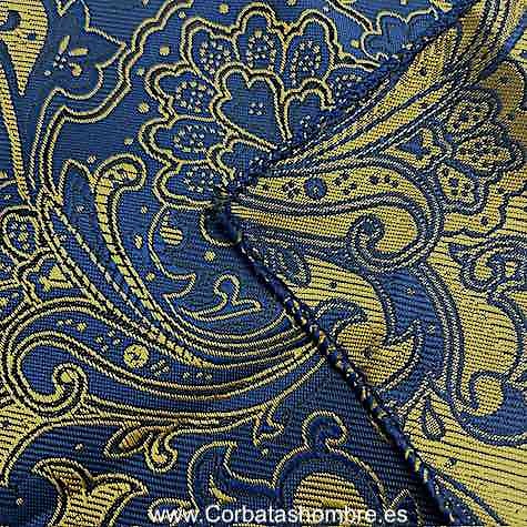PAÑUELO BOLSILLO TRAJE EN TELA BROCADA REVERSIBLE AZUL Y DORADA CON MOTIVOS VEGETALES 