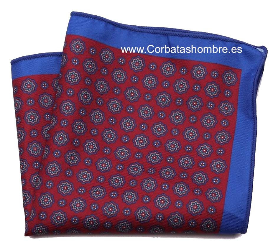 PAÑUELO TRAJE GRANATE CON ROSETONES ENMARCADO EN AZUL 