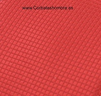 CORBATAS ROJAS