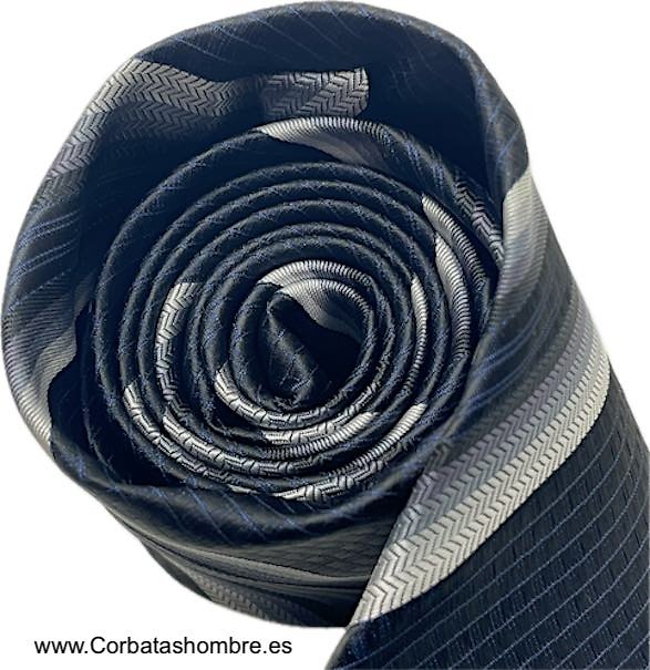 CORBATA AZUL OSCURA CON FRANJAS ANCHAS DEGRADADAS EN DIAGONAL 