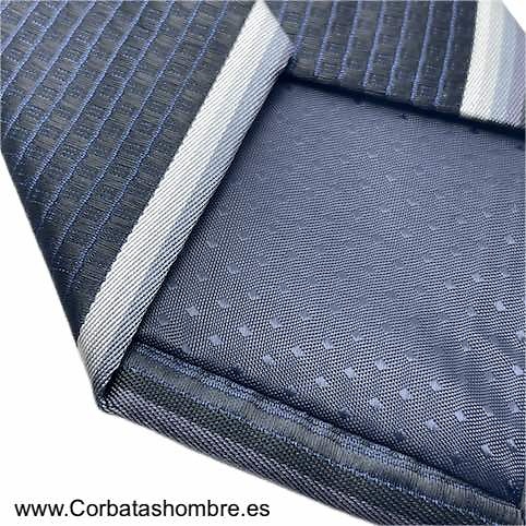 CORBATA AZUL OSCURA CON FRANJAS ANCHAS DEGRADADAS EN DIAGONAL 