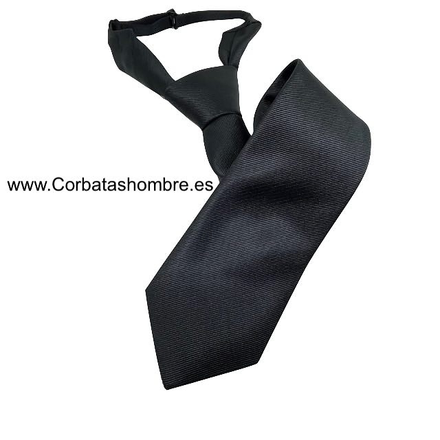 CORBATA CON NUDO HECHO Y REGULADOR DEL CUELLO CIERRE DE CLIP EN NEGRO 