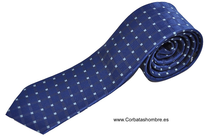 CORBATA CUADROS TRIPLES CON EL DIBUJO DE LA TELA 