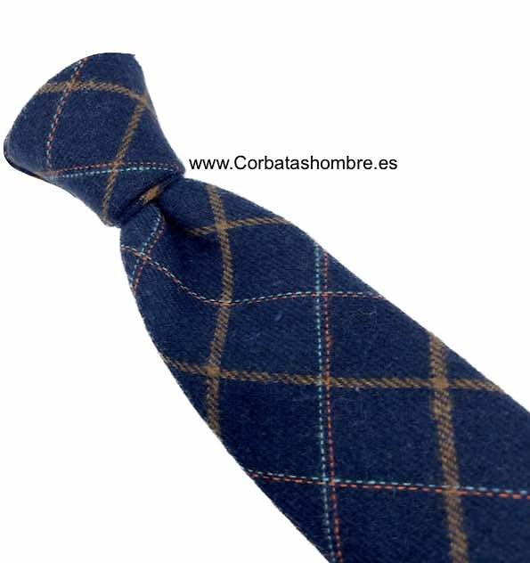 CORBATA DE LANA ESTRECHA AZUL MARINO DE CUADROS GRANDES EN OCRE NARANJA TURQUESA 