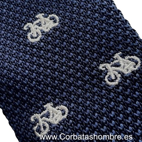 CORBATA DE PUNTO AZUL MARINO DE BICICLETAS BLANCAS 