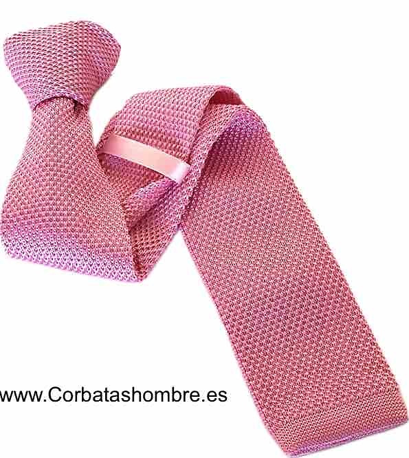 CORBATA DE PUNTO ROSA 