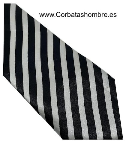 CORBATA DE RAYAS BLANCAS Y NEGRAS DE CEBRA EN DIAGONAL. 