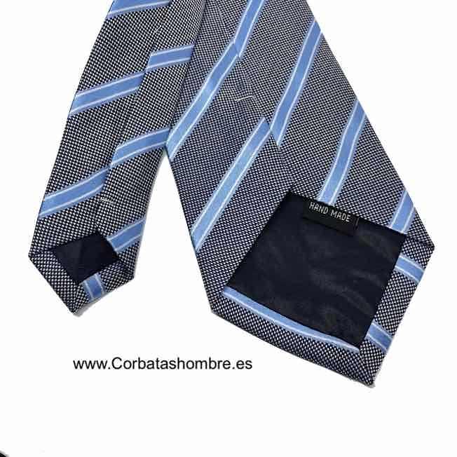 CORBATA DE RAYAS GRISES Y AZULES SOBRE TEJIDO MICRO 