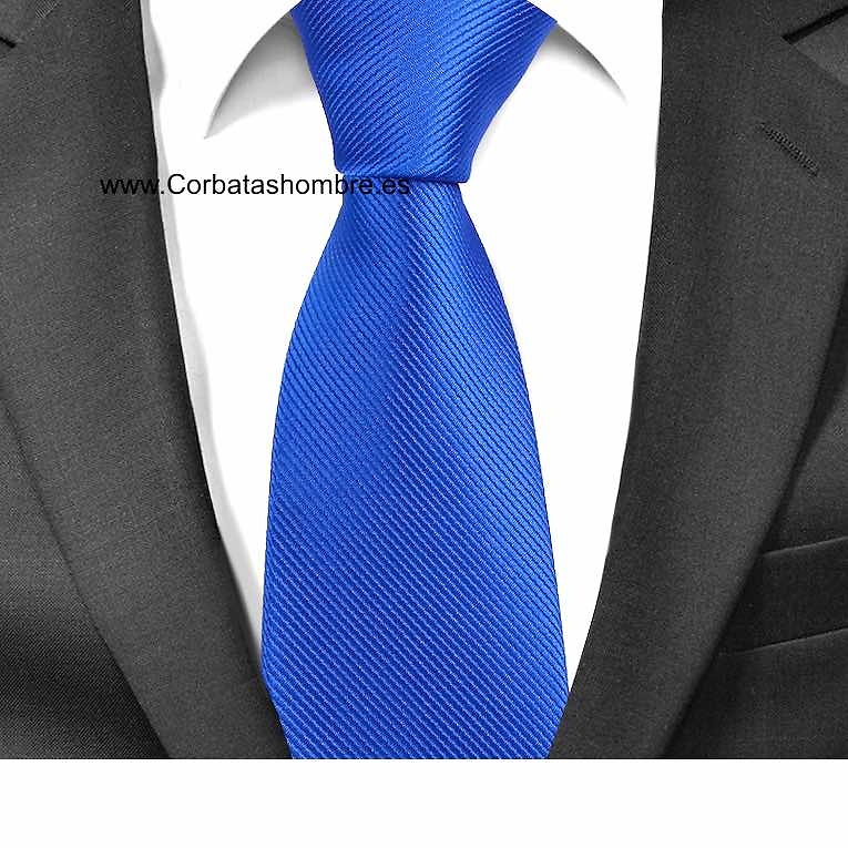 CORBATA ESTRECHA LISA EN AZUL TELA AL BIES 