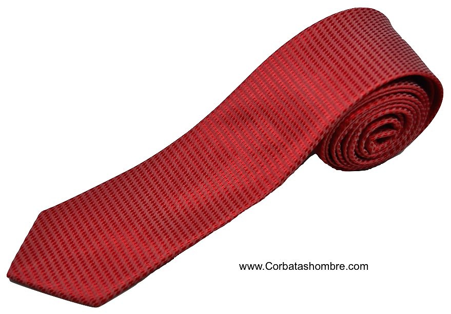 CORBATA ESTRECHA ROJA CON MICRO ROMBOS ROJOS 