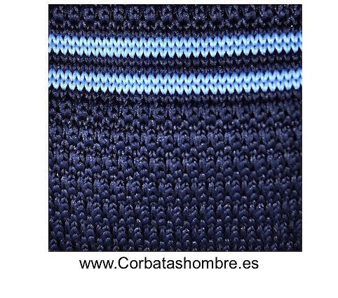 CORBATA PUNTO AZUL MARINO CON RAYAS AZUL CLARO 