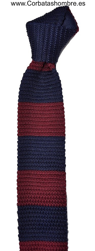 CORBATA PUNTO AZUL MARINO Y GRANATE A FRANJAS 