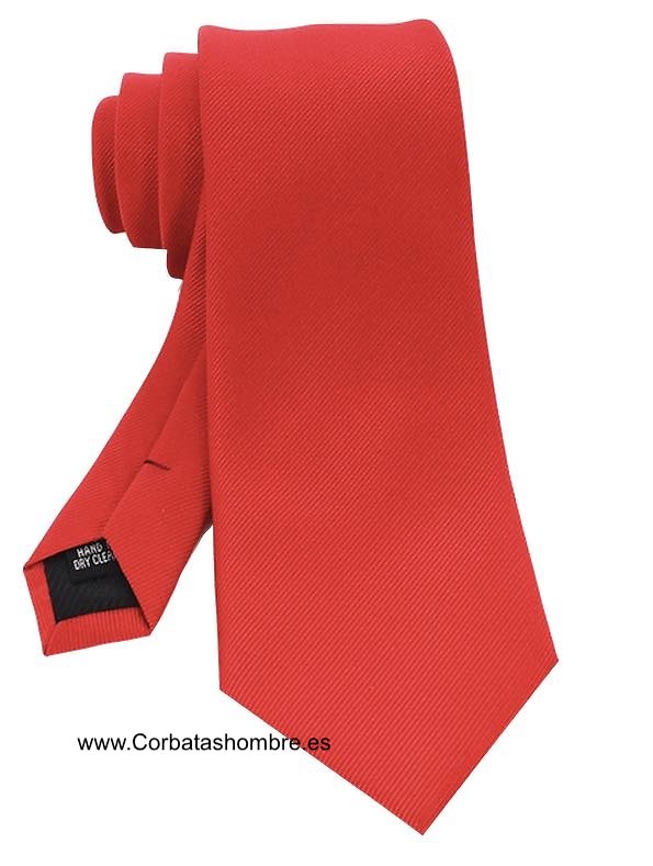 CORBATA ROJA LISA DE TEJIDO JACQUARD AL BIÉS DE VARIOS NUDOS 