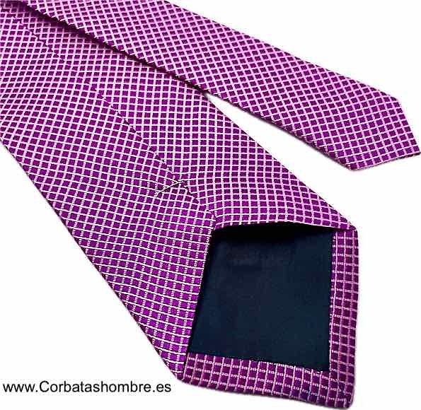 CORBATA ROSA CON ROMBOS PEQUEÑOS FUCSIAS 