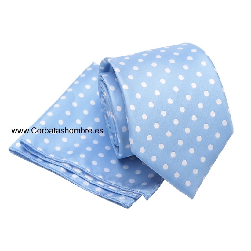 CORBATA Y PAÑUELO AZUL CLARO A JUEGO CON LUNARES BLANCOS 