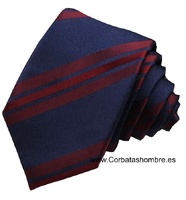 CORBATA AZUL MARINO OSCURO CON UNA ELEGANTE DUBUJO DE TRES RAYAS GRANATES