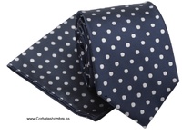  CORBATA CON PAÑUELO AZUL MARINO OSCURO CON LUNARES BLANCOS