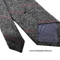 CORBATA DE LANA TELA TWEED ESPIGADA  NEGRA Y BLANCA CON RAYA BURDEOS