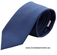 CORBATA LISA A CUADROS PEQUEÑOS DEL MISMO TEJIDO