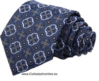 CORBATA NEGRA CON ROSETONES Y CRUCES EN AZUL CON DETALLES EN BLANCO